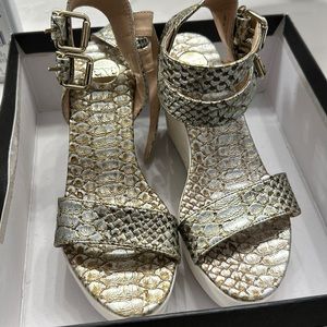 Snakeskin Platform Sandle